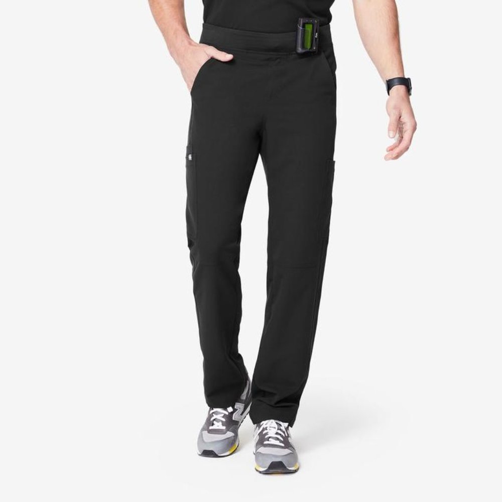 FIGS Mens Axim Cargo Scrub Pant BLACK/SHORT